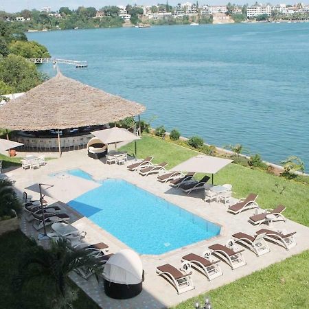 Cityblue Creekside Hotel & Suites Момбаса Экстерьер фото