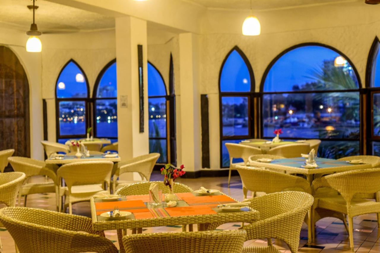 Cityblue Creekside Hotel & Suites Момбаса Экстерьер фото