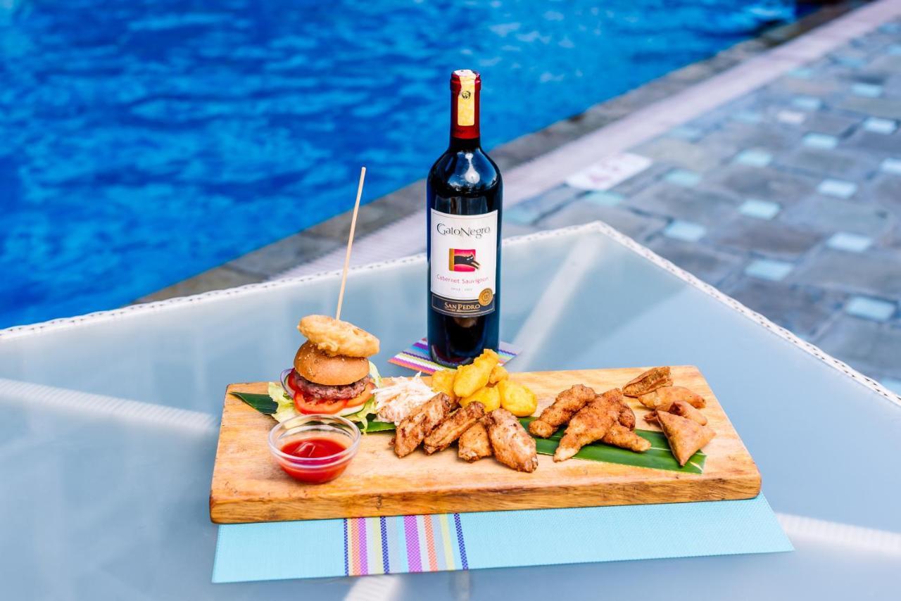 Cityblue Creekside Hotel & Suites Момбаса Экстерьер фото
